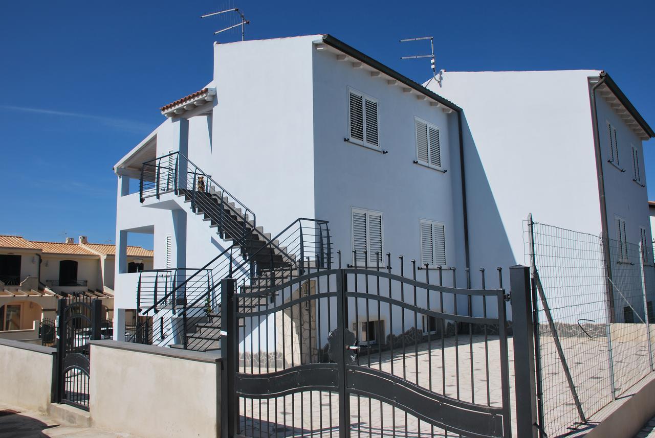La Casa Dei Sogni Villa Portoscuso Bagian luar foto